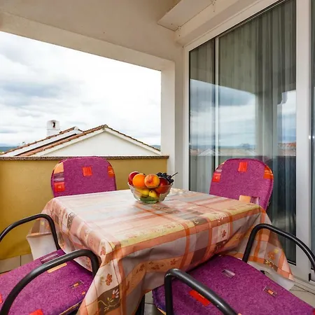 Luka 5 Min Walk To The Beach, 5 Min To The Village *